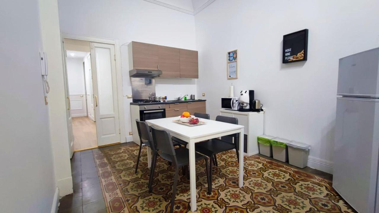 Duhome Apartment In The Heart Of Catania Luaran gambar