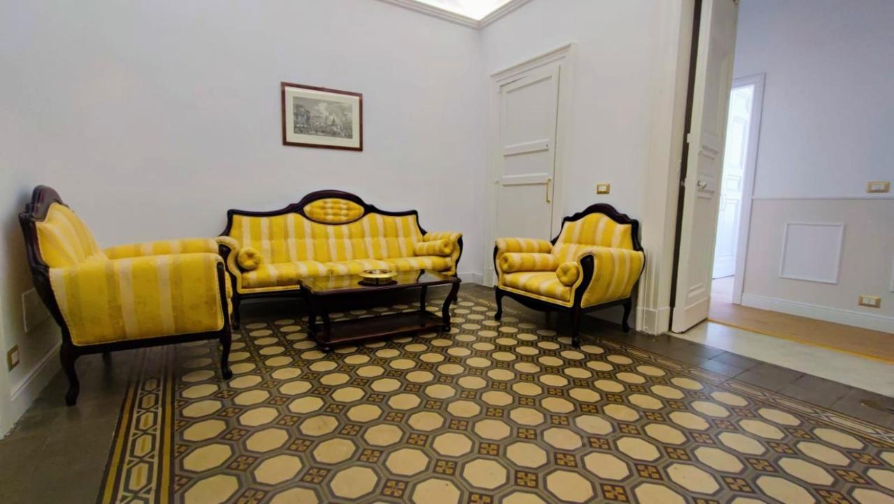 Duhome Apartment In The Heart Of Catania Luaran gambar