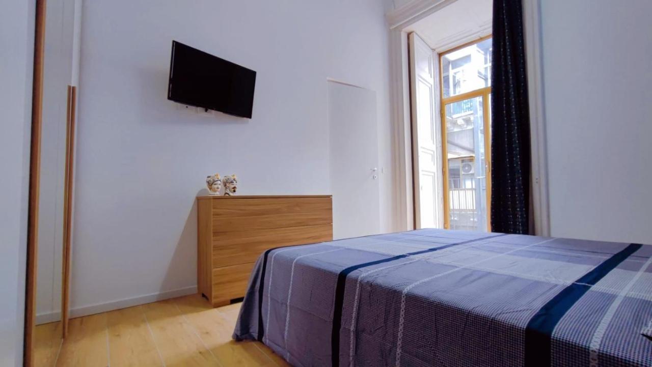 Duhome Apartment In The Heart Of Catania Luaran gambar