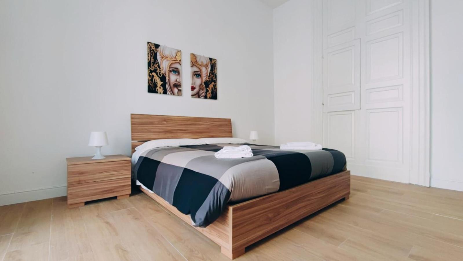 Duhome Apartment In The Heart Of Catania Luaran gambar